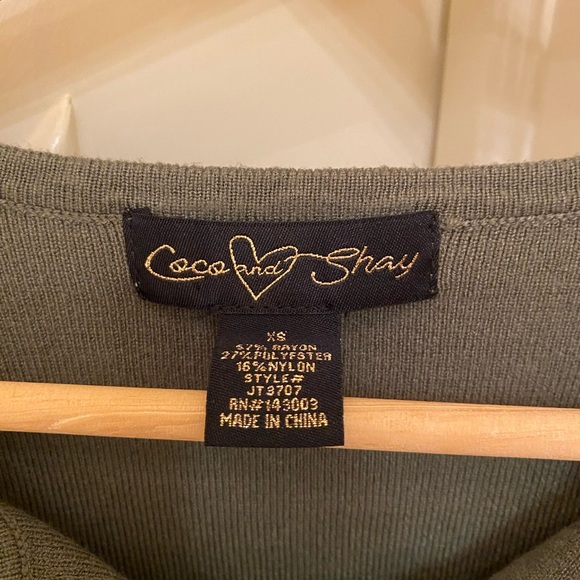 Green Button Up Cardigan - Picture 2 of 3